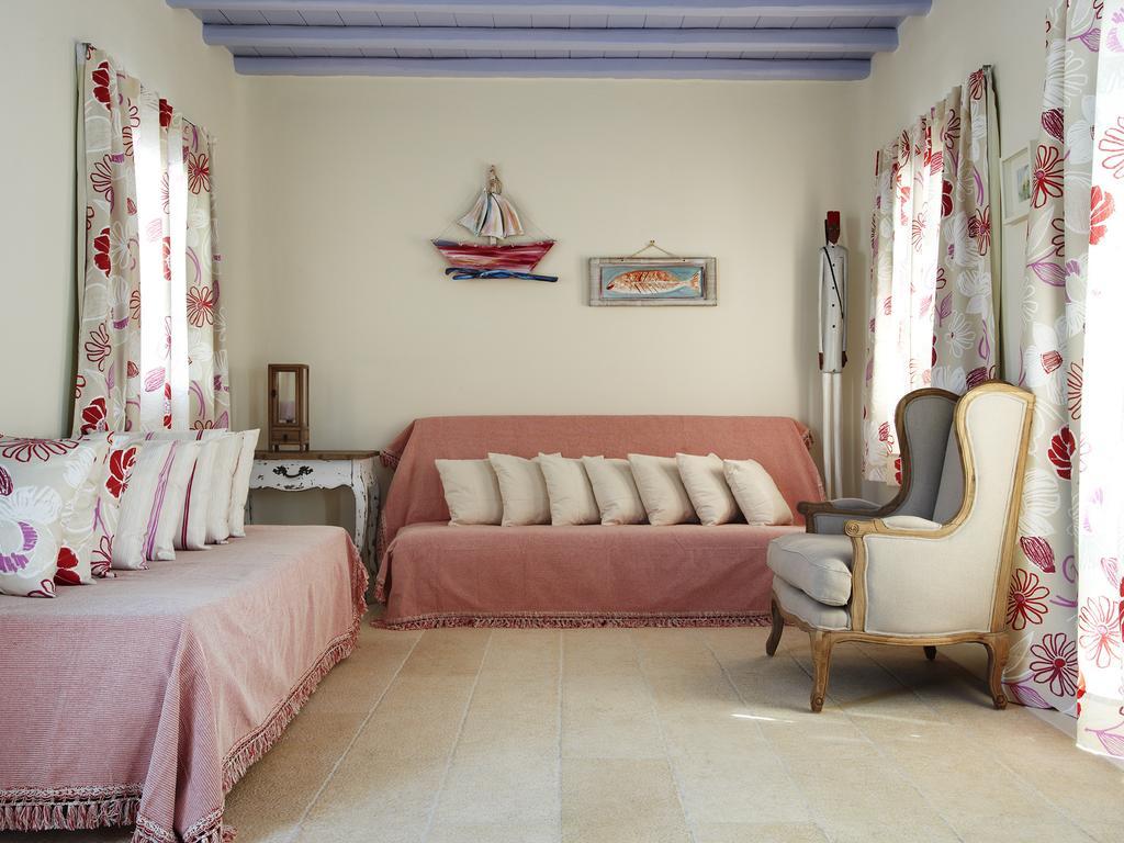 Gt Luxury Suites Ornos  Rum bild